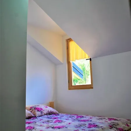 キャンプ場 Rajska Rijeka フォチャ
